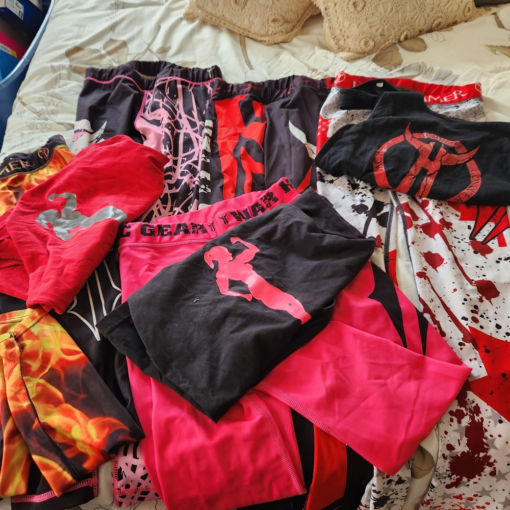 Women's Black and Pink Intimates Set